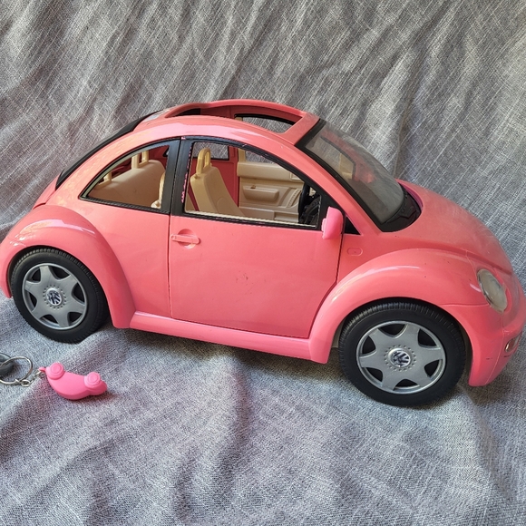 2000 Mattel Barbie Volkswagen Beetle Bug Hot Pink Car w/ car keys Vintage - Picture 3 of 8